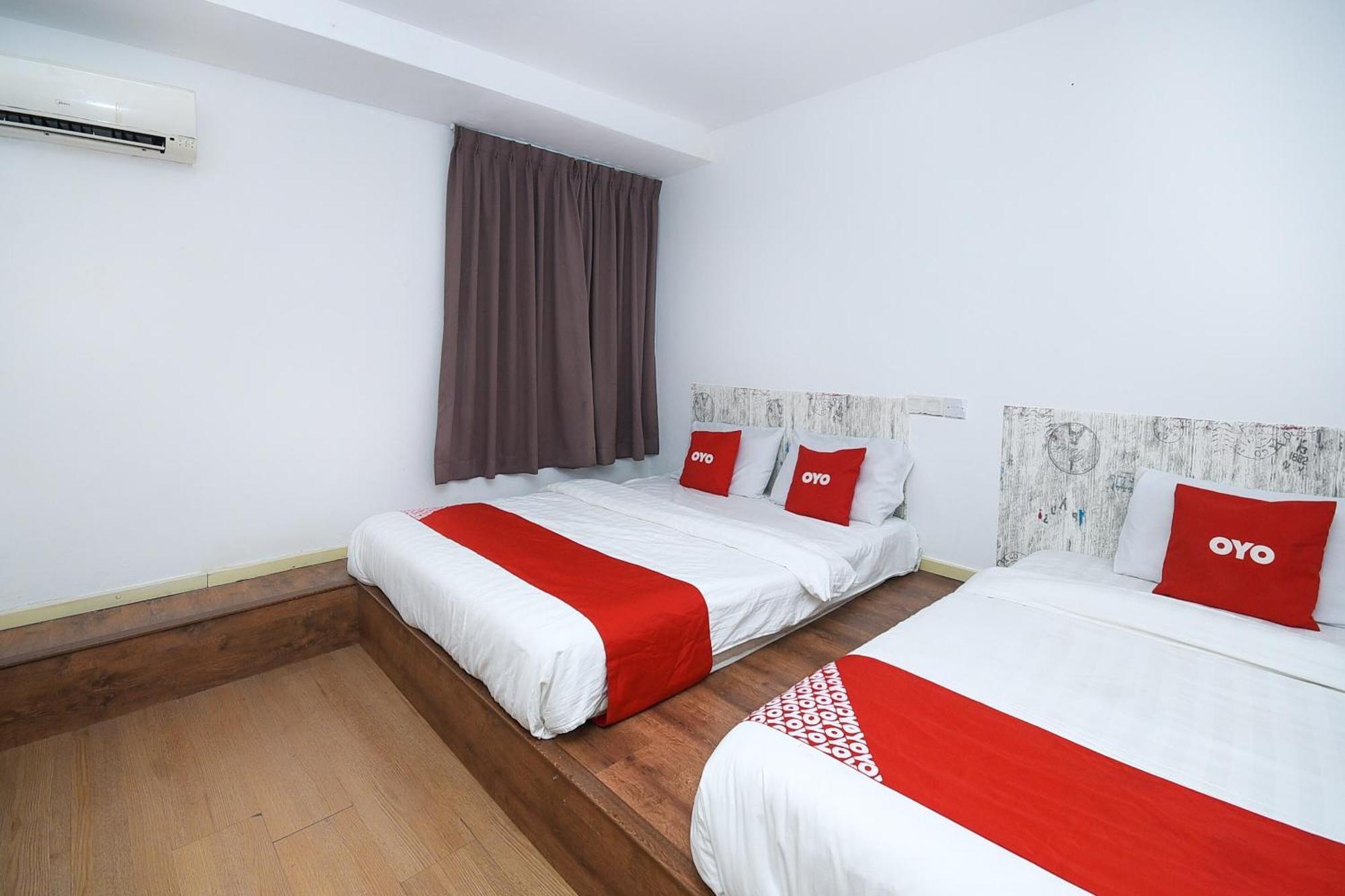 Oyo 90820 River Inn Miri Bagian luar foto